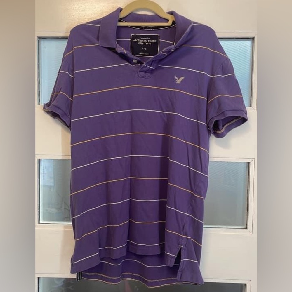 Purple Men’s American Eagle polo. Size Large.